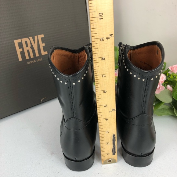 Frye Melissa stud short black boots size 6.5 B - Picture 6 of 8